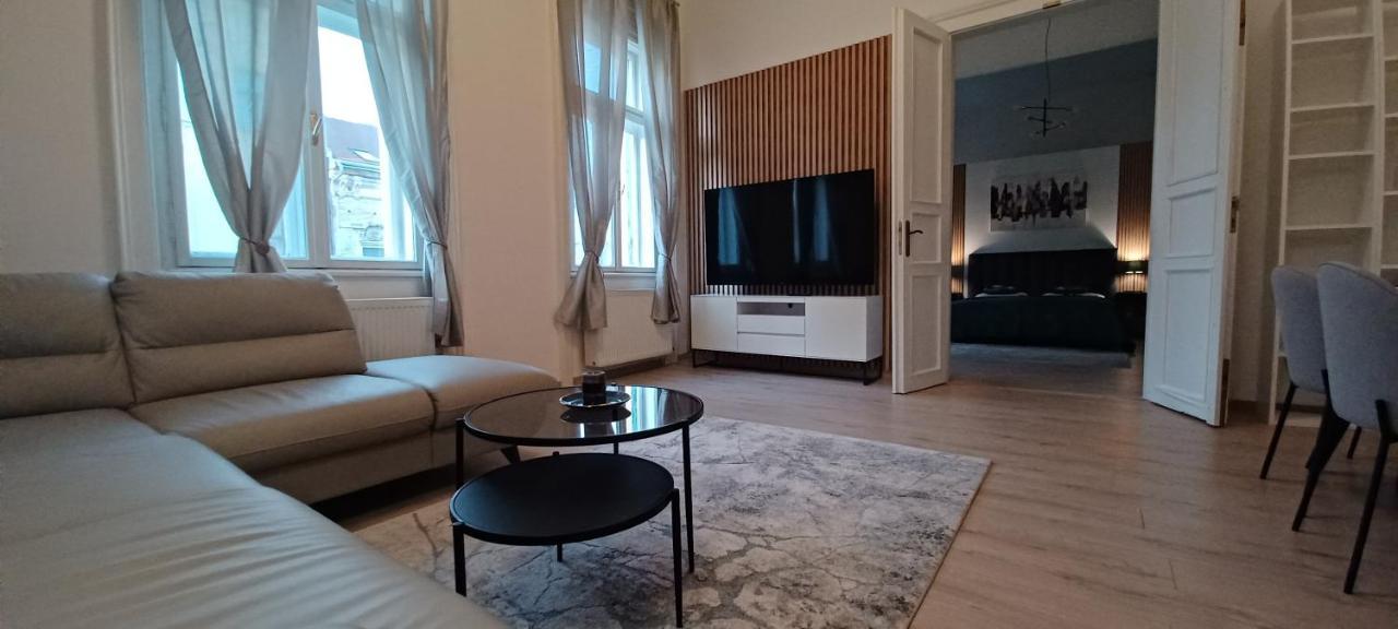 Entrez Apartment 3 - Historical Centre Košice Exteriér fotografie