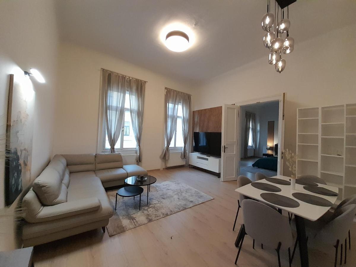 Entrez Apartment 3 - Historical Centre Košice Exteriér fotografie