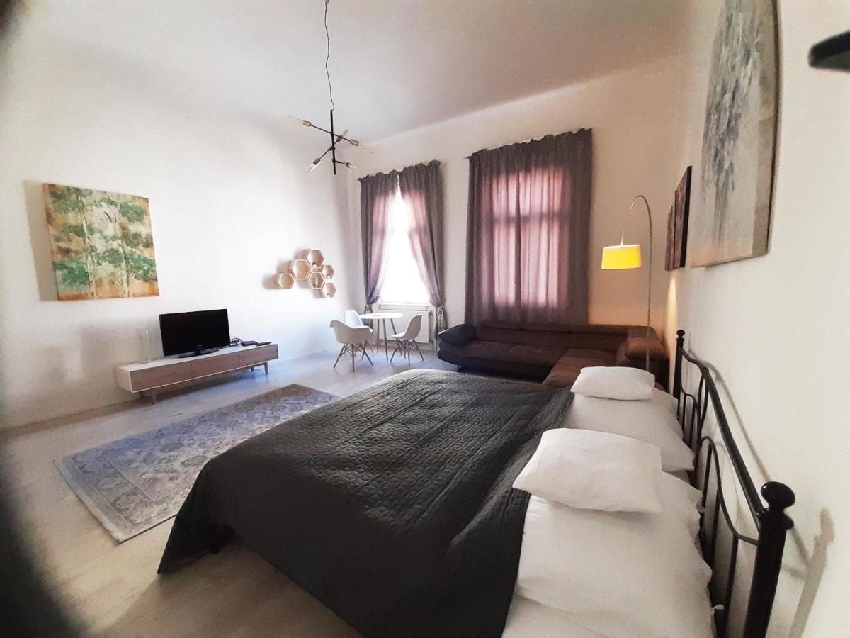 Entrez Apartment 3 - Historical Centre Košice Exteriér fotografie