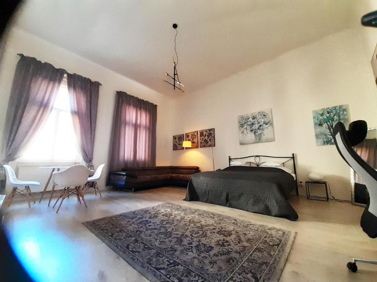 Entrez Apartment 3 - Historical Centre Košice Exteriér fotografie